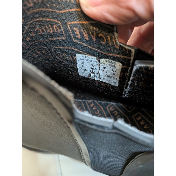 Unicare Black Chelsea Rain Boots Waterproof Ankle Booties Women's Size 8 - Picture 5 of 6